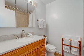 Charming & Bright Multilevel Townhome with Parking by AllSet Turnover