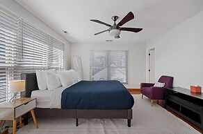 Old Town 3bd 3ba Coach House, Garage Parking Incl by AllSet Turnover