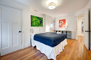 Spacious Luxury Townhouse - Old Town by AllSet Turnover