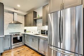 Modern Luxury in Old Town - Sleeps 4 by AllSet Turnover