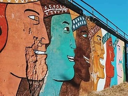 Spectacular Pilsen Studio for 2! by AllSet Turnover