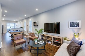 Attn Cubs Fans-Steps from Wrigley, FREE Parking by AllSet Turnover