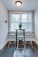 Attn Cubs Fans-Steps from Wrigley, FREE Parking by AllSet Turnover