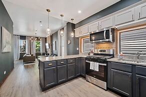 Newly Designed 3bd In Heart of Ukrainian Village by AllSet Turnover