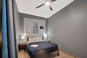 Newly Designed 3bd In Heart of Ukrainian Village by AllSet Turnover