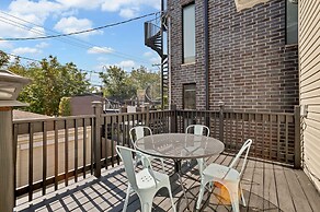 Newly Designed 3bd In Heart of Ukrainian Village by AllSet Turnover