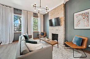 Newly Designed 3bd In Heart of Ukrainian Village by AllSet Turnover