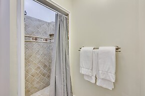 Near the Blue Line! 3 Bedrooms in River West by AllSet Turnover