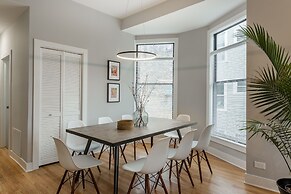 Massive Old Town home steps to Wells St & Beach by AllSet Turnover