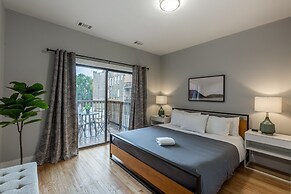 Massive Old Town home steps to Wells St & Beach by AllSet Turnover