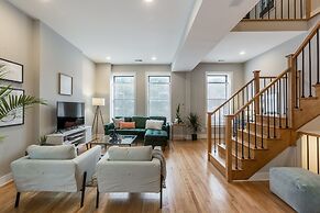 Massive Old Town home steps to Wells St & Beach by AllSet Turnover
