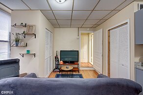 Newly Renovated Studio in the Heart of Pilsen by AllSet Turnover