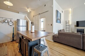 Bright & Spacious West Town Loft by AllSet Turnover