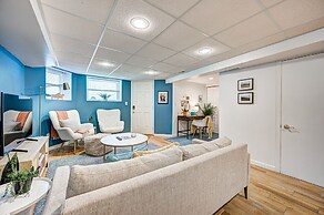 Centrally Located Swedish Design Andersonville 2bd by AllSet Turnover