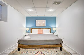 Centrally Located Swedish Design Andersonville 2bd by AllSet Turnover
