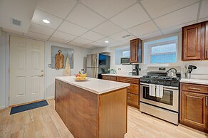 Centrally Located Swedish Design Andersonville 2bd by AllSet Turnover