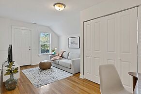 Newly Updated Vintage 6 Bedroom Single Family Home by AllSet Turnover