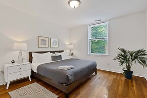 Newly Updated Vintage 6 Bedroom Single Family Home by AllSet Turnover