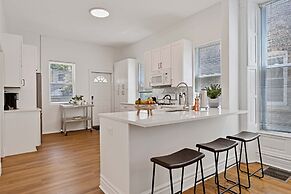 Newly Updated Vintage 6 Bedroom Single Family Home by AllSet Turnover