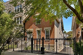 Newly Updated Vintage 6 Bedroom Single Family Home by AllSet Turnover