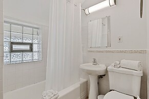 Newly Updated Vintage 6 Bedroom Single Family Home by AllSet Turnover