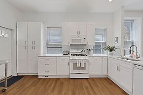 Newly Updated Vintage 6 Bedroom Single Family Home by AllSet Turnover