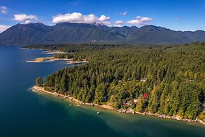 Reed s Cove Cabin in Hoodsport