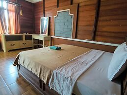 Sunrise Sea Hill Cottages