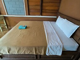 Sunrise Sea Hill Cottages