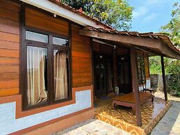 Sunrise Sea Hill Cottages