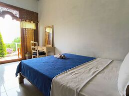 Sunrise Sea Hill Cottages