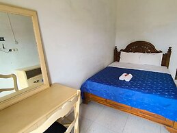 Sunrise Sea Hill Cottages