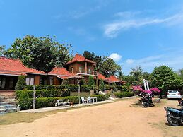 Sunrise Sea Hill Cottages