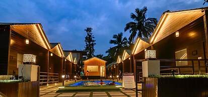 Wood House Beach Resort