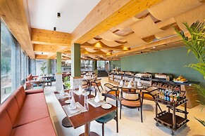 White Wharf Beach Resort Morjim Goa