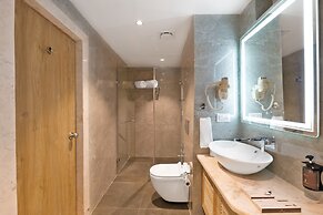 White Wharf Beach Resort Morjim Goa