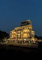 Downtown The Hills Collective