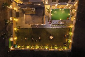 Downtown The Hills Collective