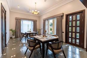 Downtown The Hills Collective