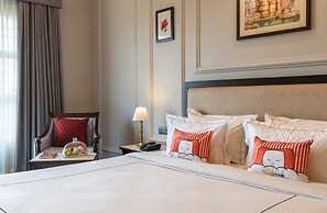 Downtown The Hills Collective