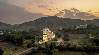 Downtown The Hills Collective