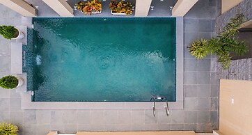 Downtown The Hills Collective