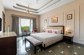 Downtown The Hills Collective