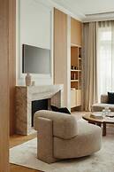 Luxurious & Newly Refurbished Apartment - Champs Elysees