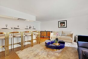 Elegant Apartment - 2bd/6p - Avenue Montaigne