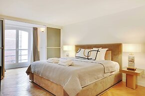 Elegant Apartment - 2bd/6p - Avenue Montaigne