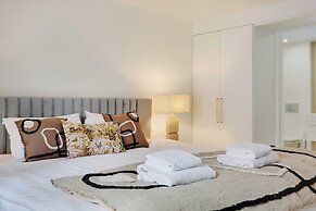 Elegant Apartment - 2bd/6p - Avenue Montaigne