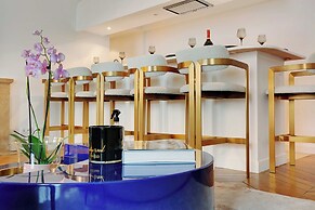 Elegant Apartment - 2bd/6p - Avenue Montaigne