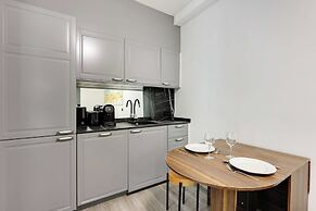Modern Apartment & Terrace - 2br/6p - Near Nation