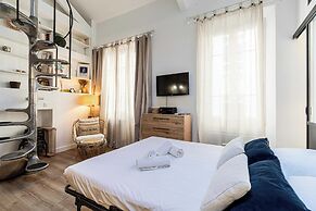 Renovated Duplex - Cannes Croisette Golden Square